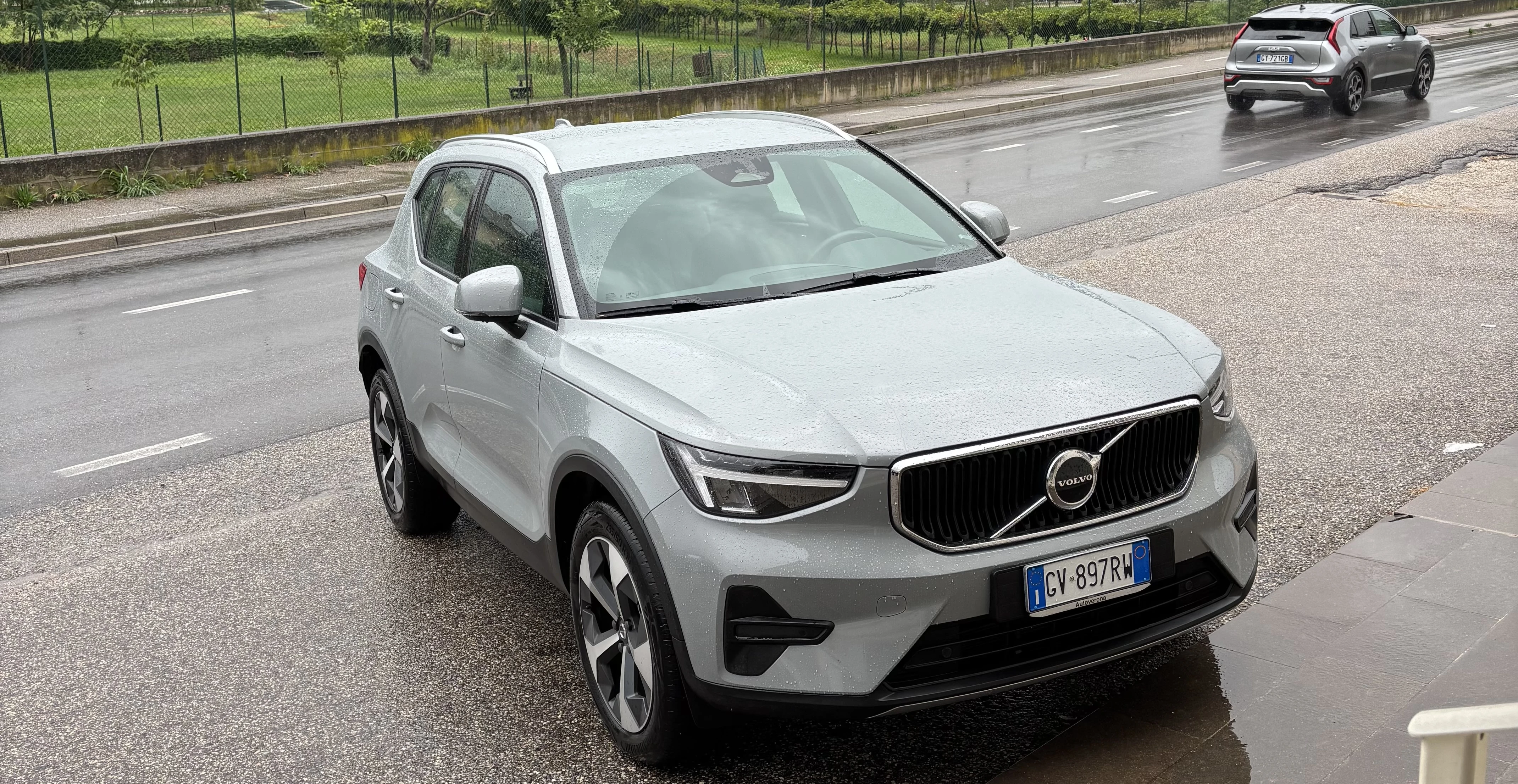 VOLVO XC40